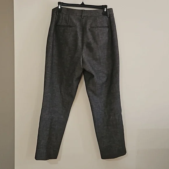 Ann Taylor Curvy Fit Pants -Size 6 - Picture 3 of 4